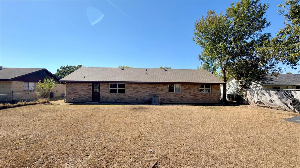 852 Beverly Drive, Terrell, TX 75160