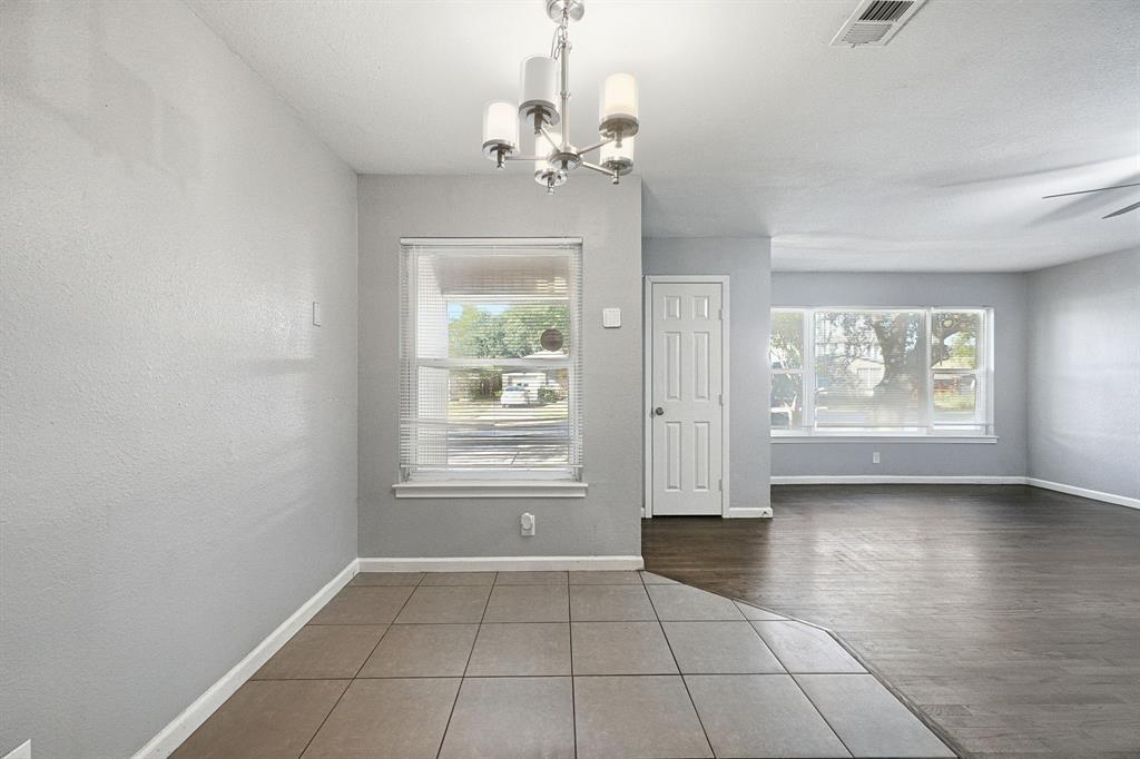 2502 Costa Mesa Drive, Dallas, TX 75228