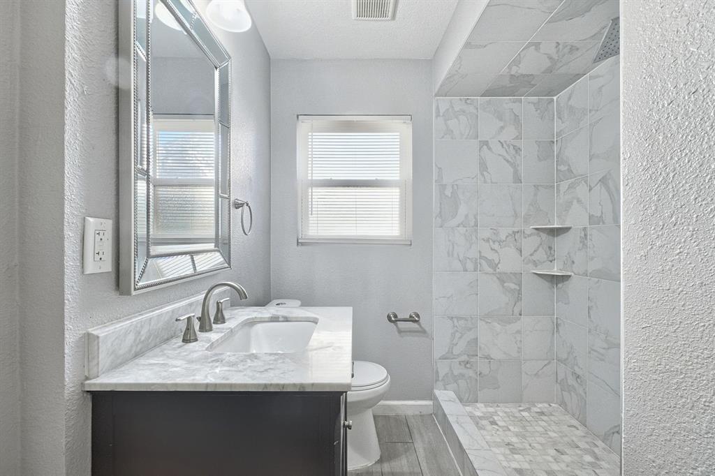 2502 Costa Mesa Drive, Dallas, TX 75228
