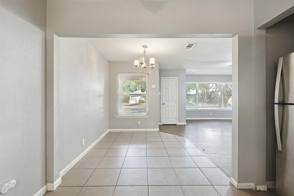 2502 Costa Mesa Drive, Dallas, TX 75228