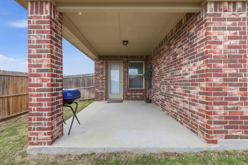 2267 Vance Drive, Forney, TX 75126