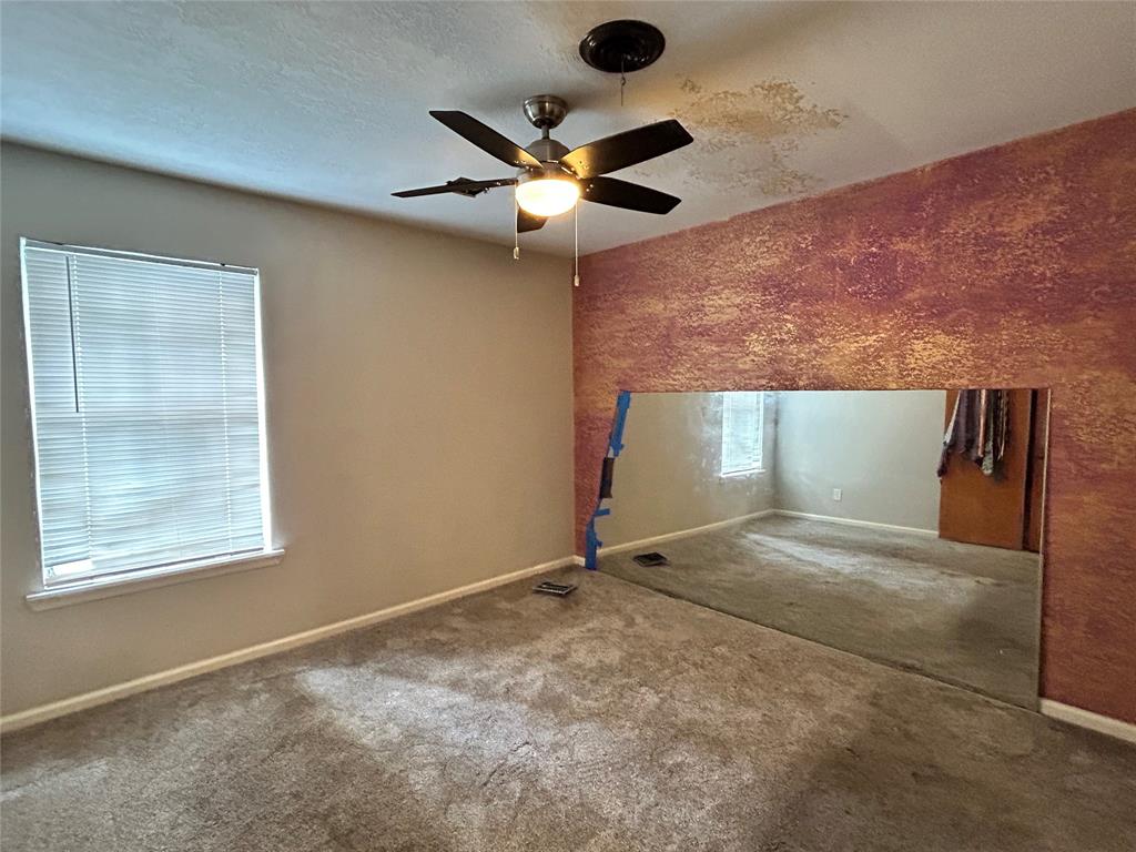 8427 Honeysuckle Lane, Dallas, TX 75241