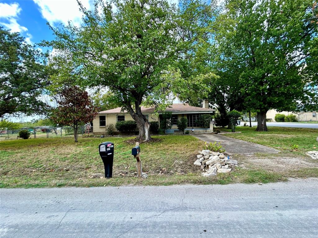 8427 Honeysuckle Lane, Dallas, TX 75241 8427 Honeysuckle Lane, Dallas, TX 75241