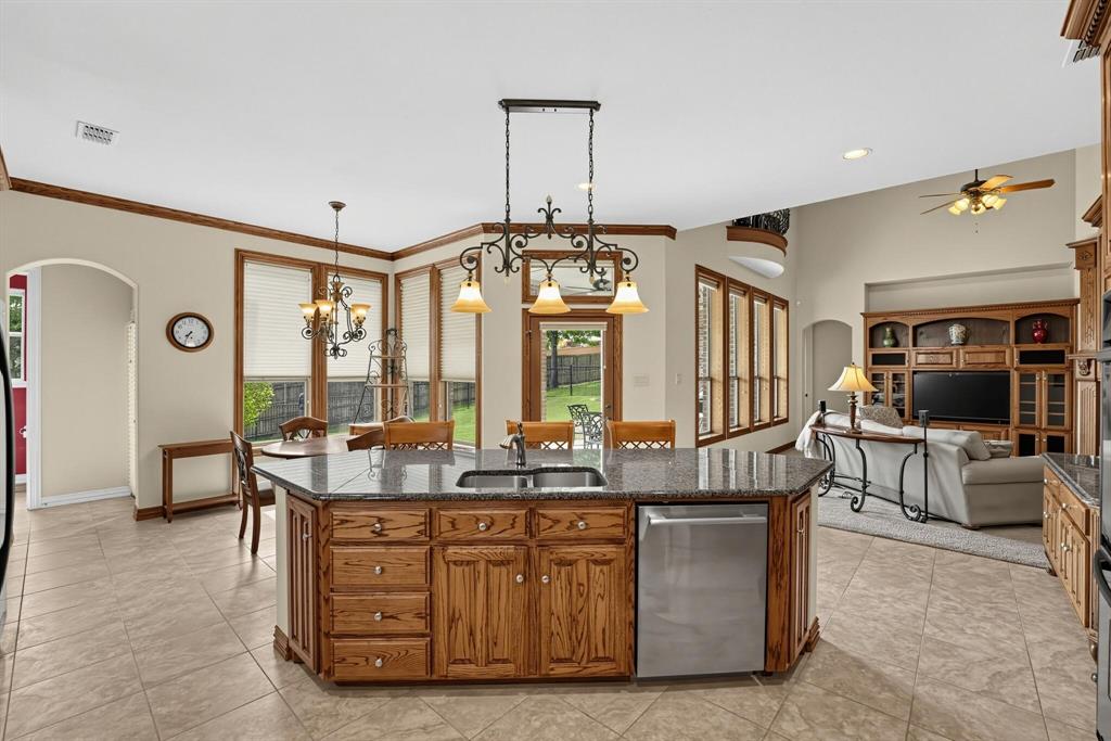 210 Black Walnut Drive, Garland, TX 75044
