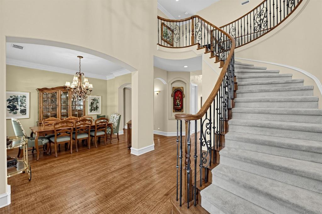 210 Black Walnut Drive, Garland, TX 75044