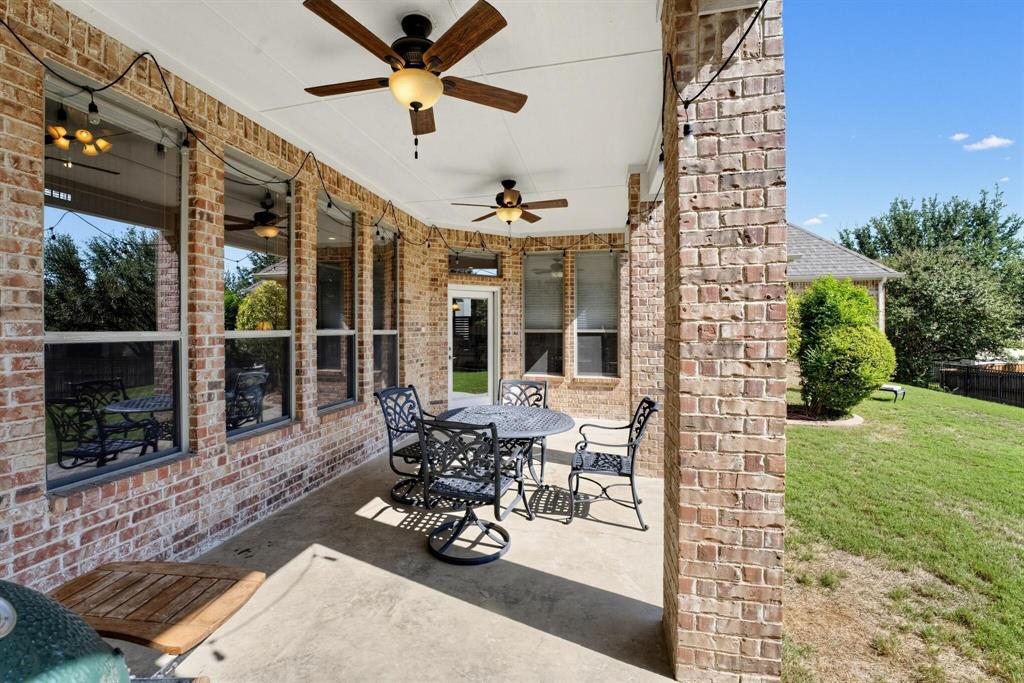 210 Black Walnut Drive, Garland, TX 75044