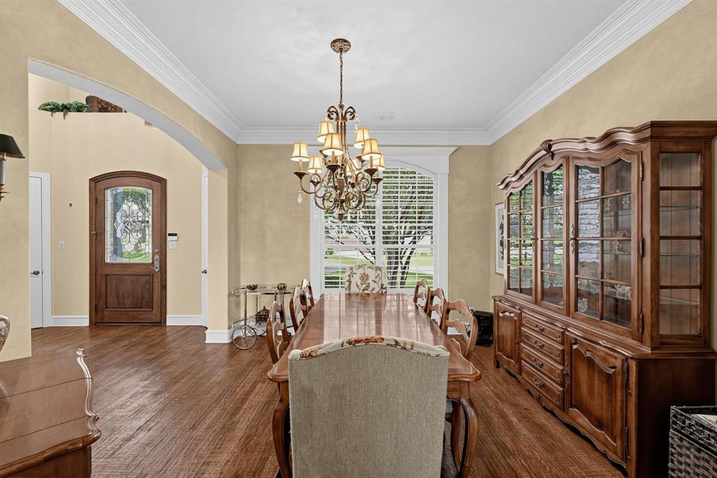 210 Black Walnut Drive, Garland, TX 75044