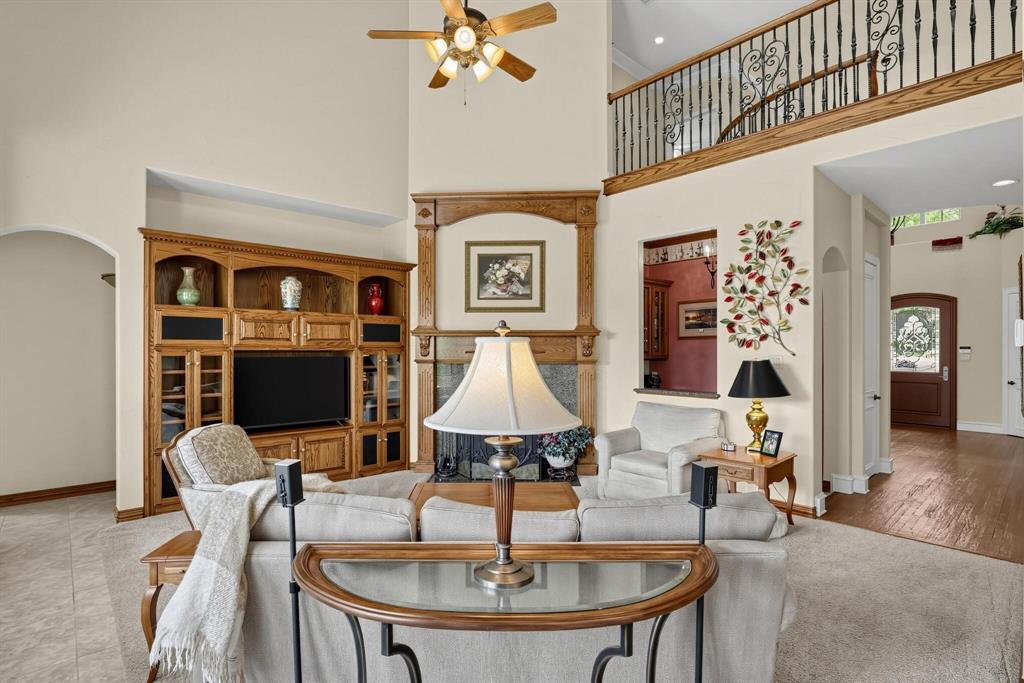 210 Black Walnut Drive, Garland, TX 75044