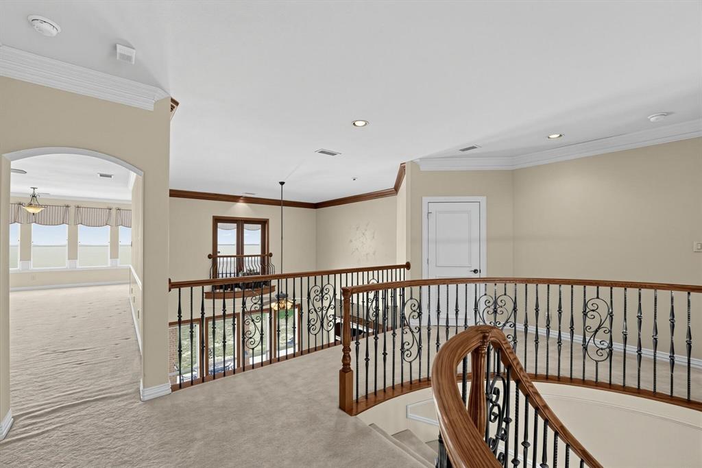 210 Black Walnut Drive, Garland, TX 75044