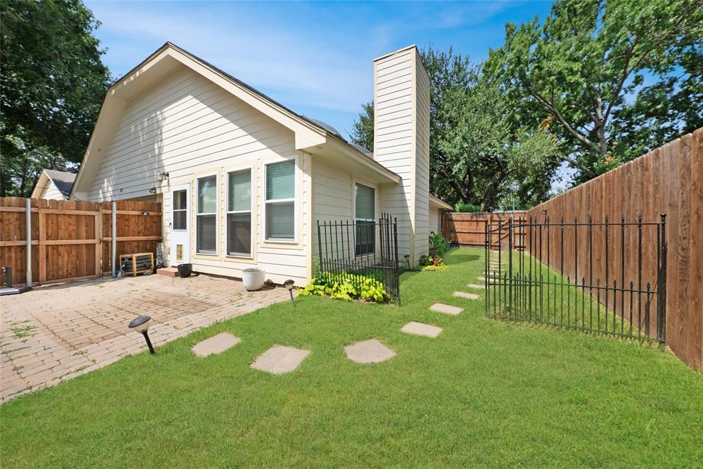 222 Gwendola Drive, McKinney, TX 75071