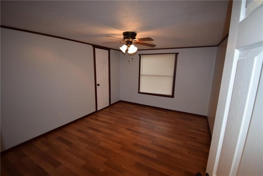 6814 Smoke Lane, Scurry, TX 75158