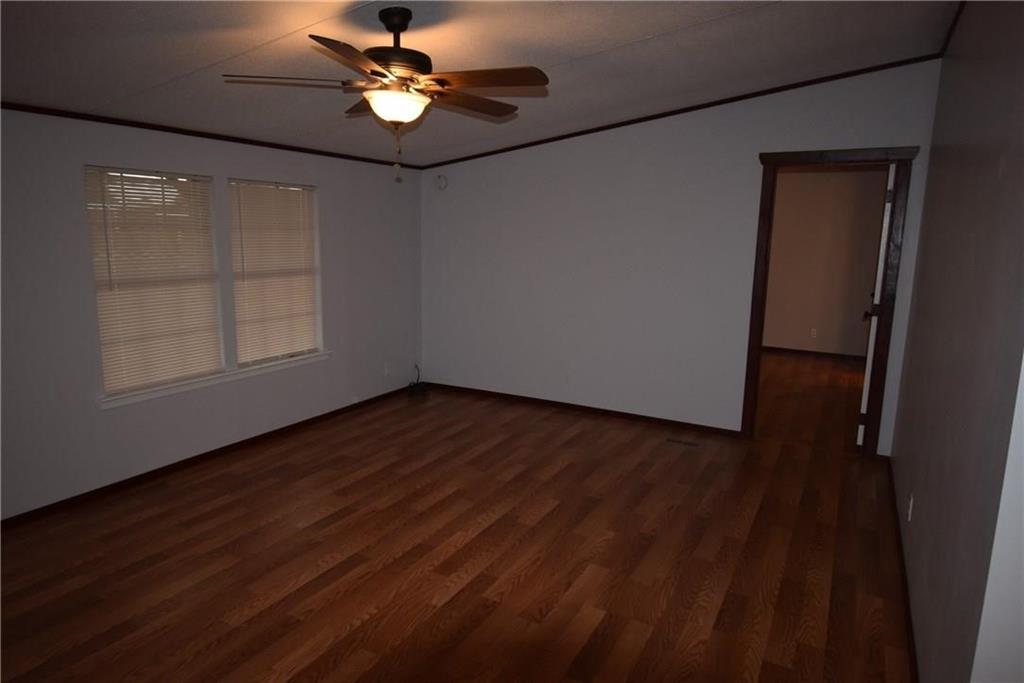 6814 Smoke Lane, Scurry, TX 75158