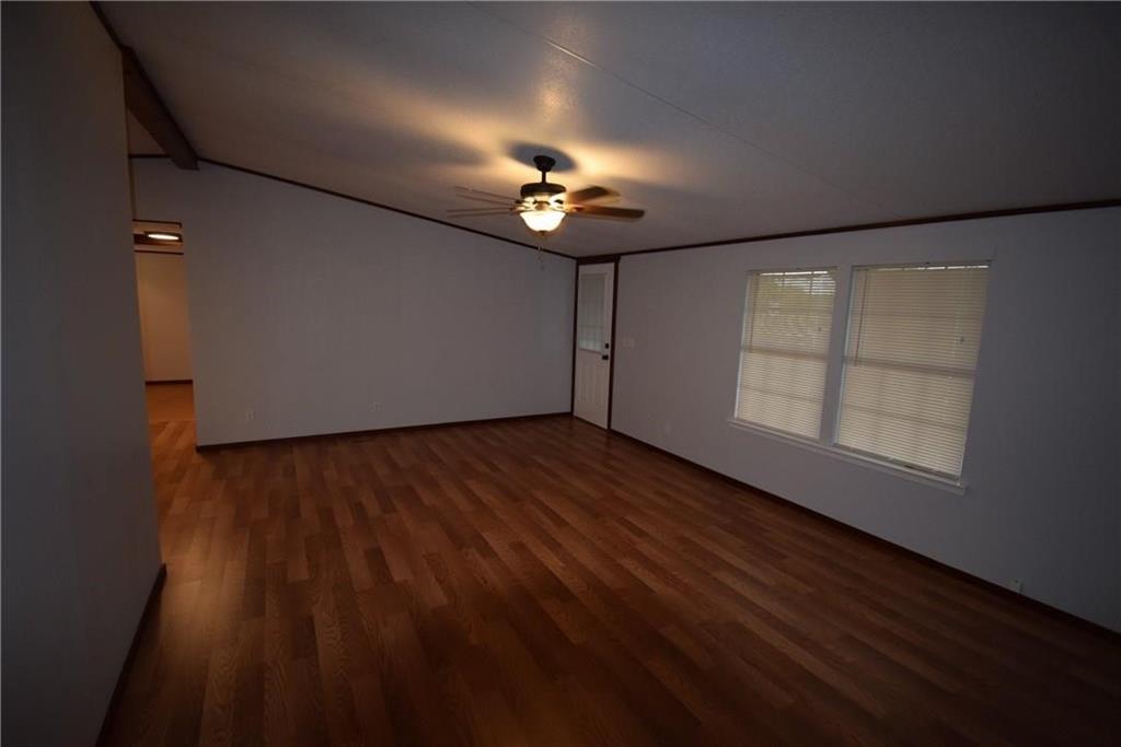 6814 Smoke Lane, Scurry, TX 75158