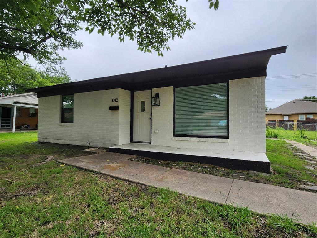 1212 Ridgeview Street, Mesquite, TX 75149 1212 Ridgeview Street, Mesquite, TX 75149