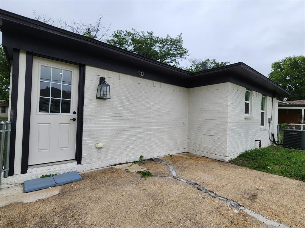 1212 Ridgeview Street, Mesquite, TX 75149