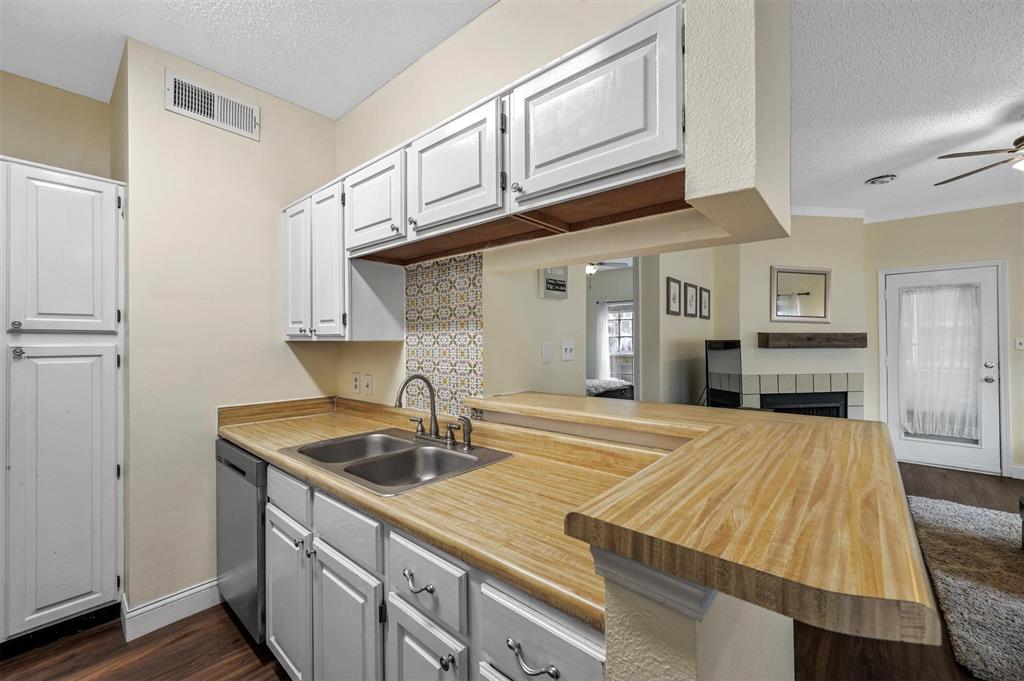 7151 Gaston Avenue, #1001, Dallas, TX 75214