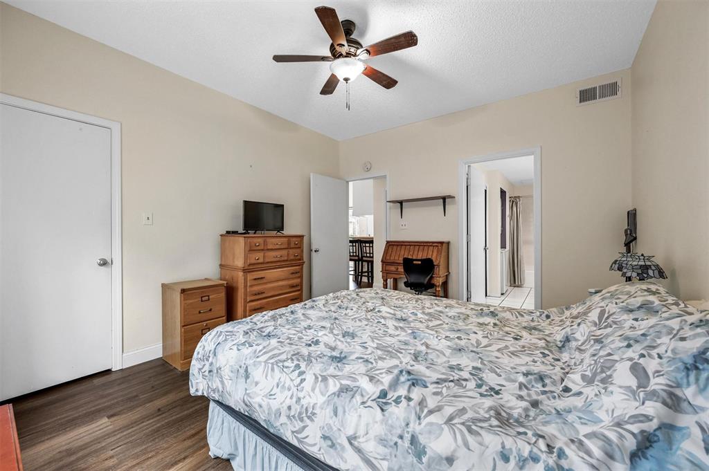 7151 Gaston Avenue, #1001, Dallas, TX 75214