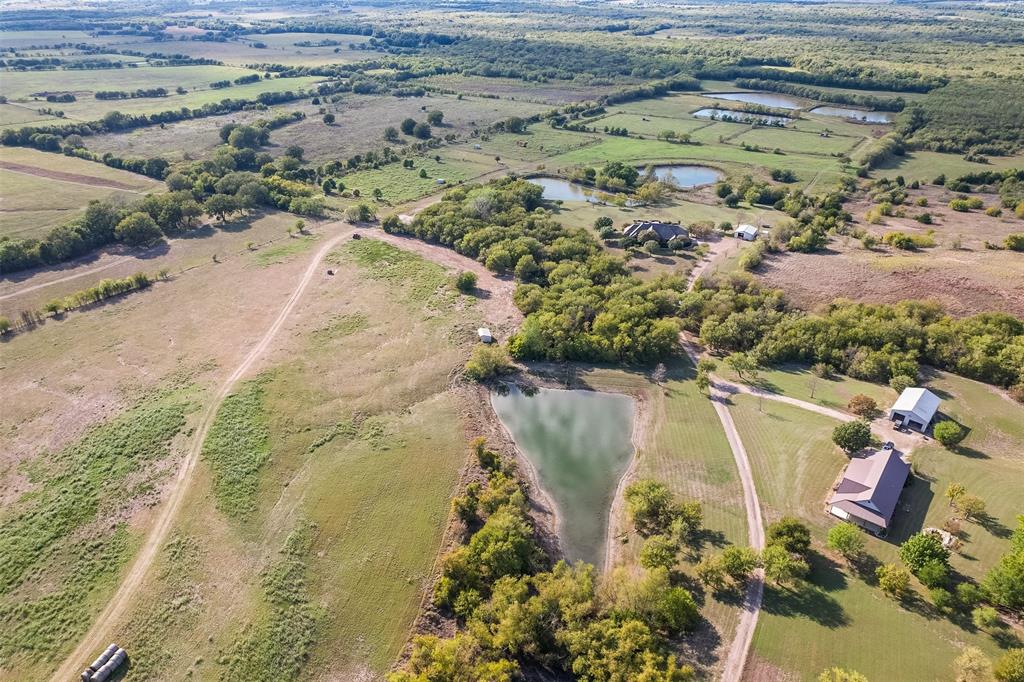 966 Sugar Ridge Road, Ennis, TX 75119