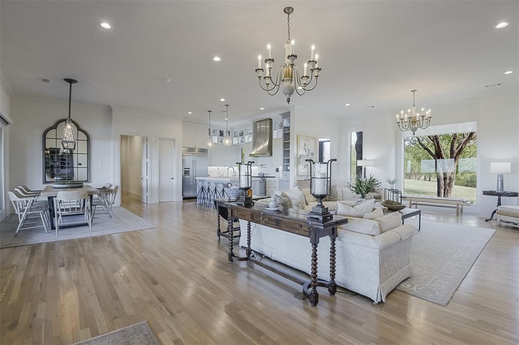 966 Sugar Ridge Road, Ennis, TX 75119