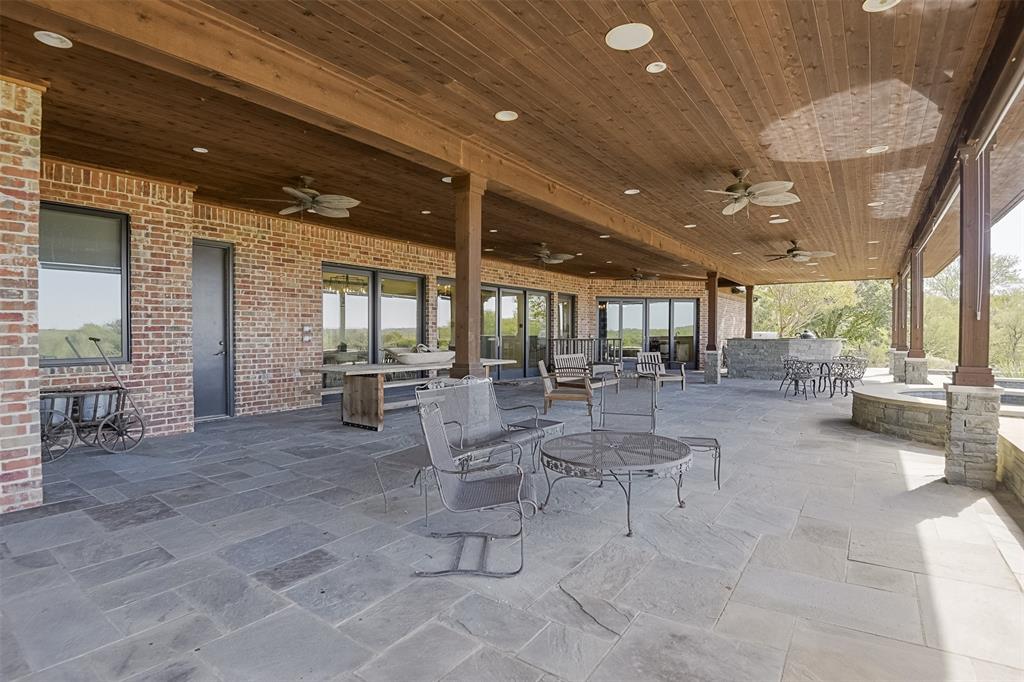 966 Sugar Ridge Road, Ennis, TX 75119