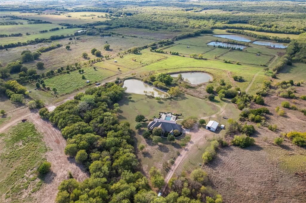 966 Sugar Ridge Road, Ennis, TX 75119