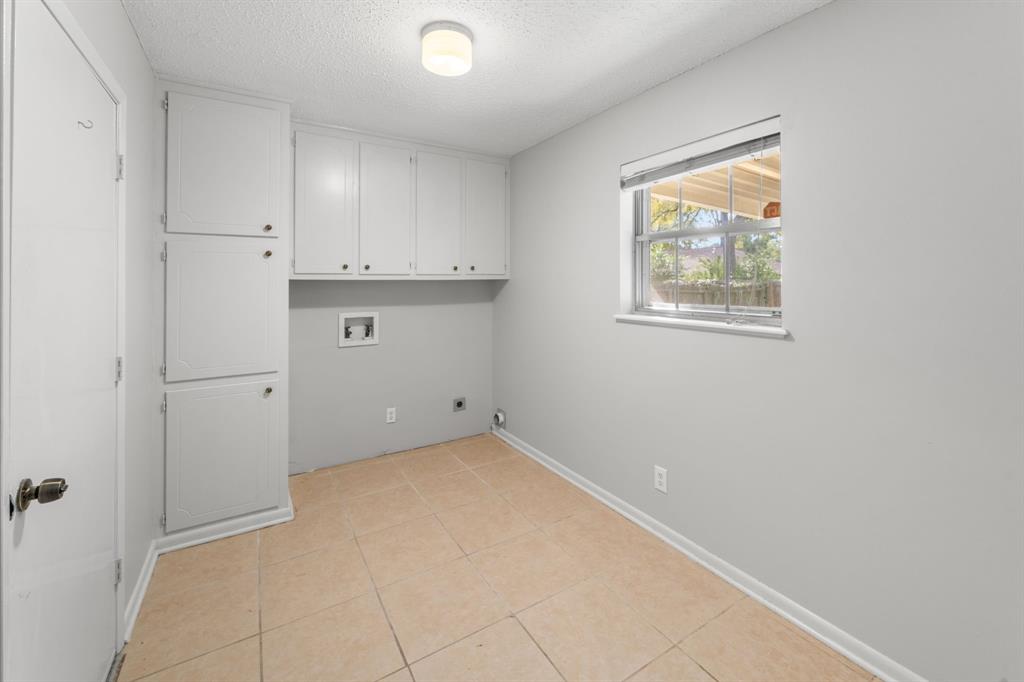 8307 Oxford Drive, Tyler, TX 75703