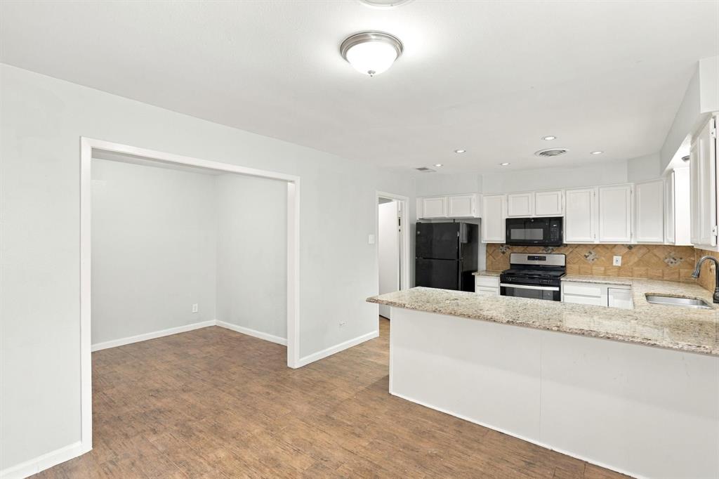 1725 Weathered Street, Irving, TX 75062 1725 Weathered Street, Irving, TX 75062