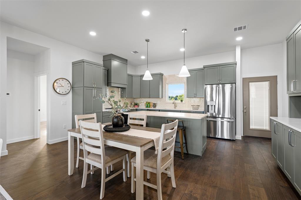 1025 Wyatt Lane, McGregor, TX 76657