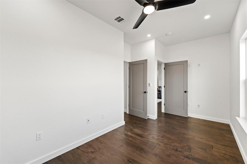 1025 Wyatt Lane, McGregor, TX 76657