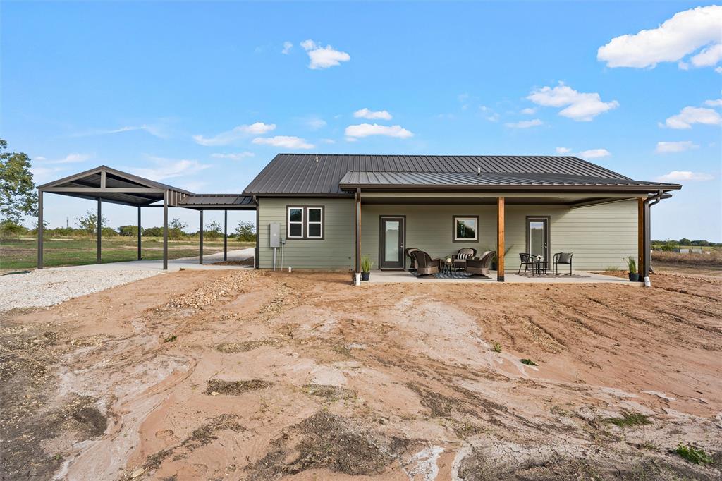1025 Wyatt Lane, McGregor, TX 76657