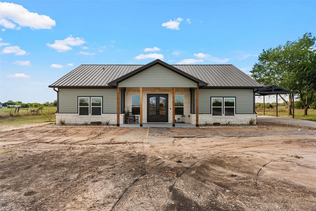 1025 Wyatt Lane, McGregor, TX 76657