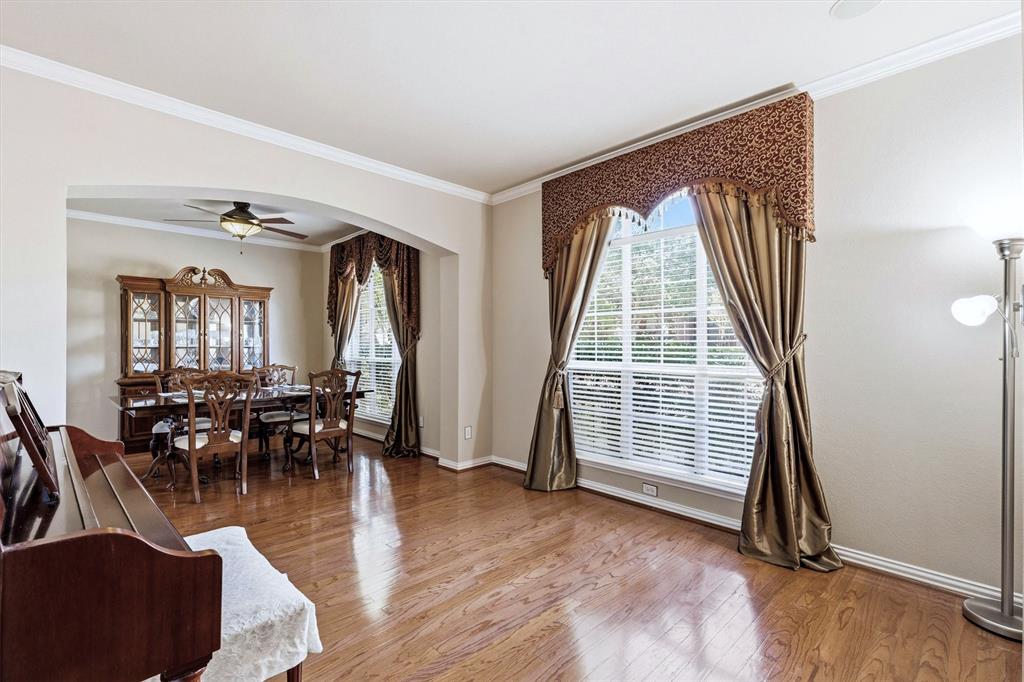 4136 Silverthorne Street, Richardson, TX 75082