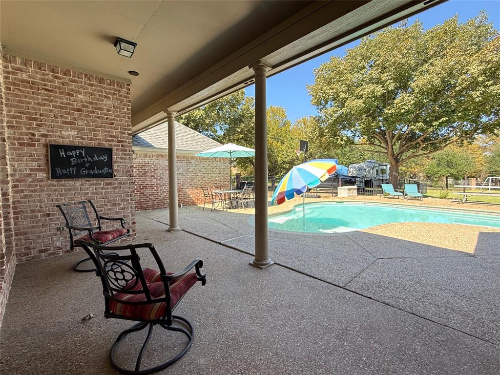 107 Pinnacle Court, Woodway, TX 76712