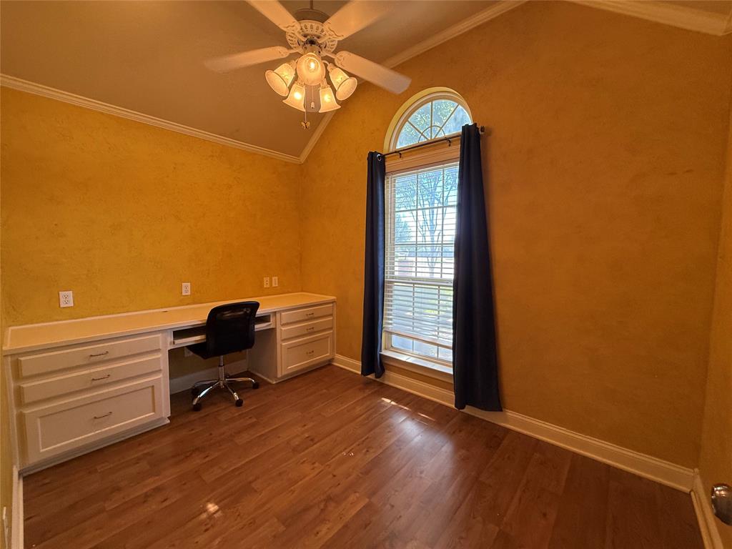 107 Pinnacle Court, Woodway, TX 76712