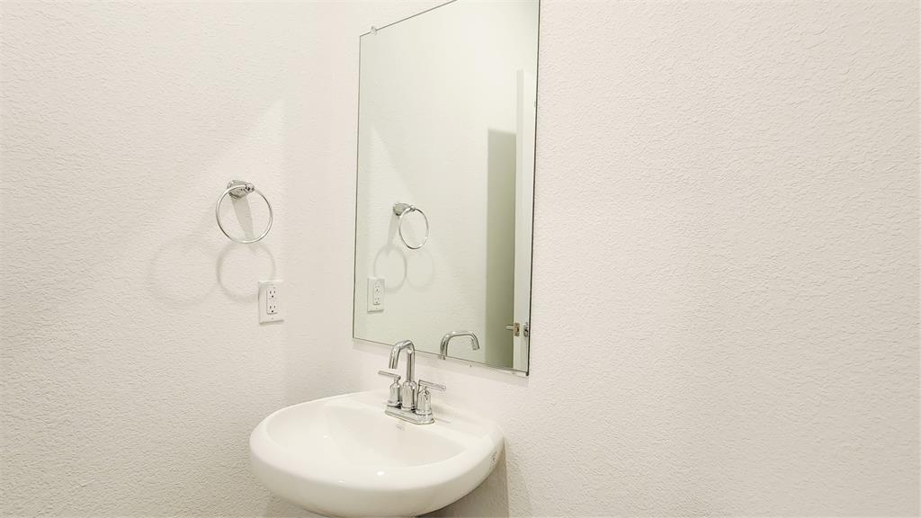 3105 Cottonwood Lane, McKinney, TX 75071