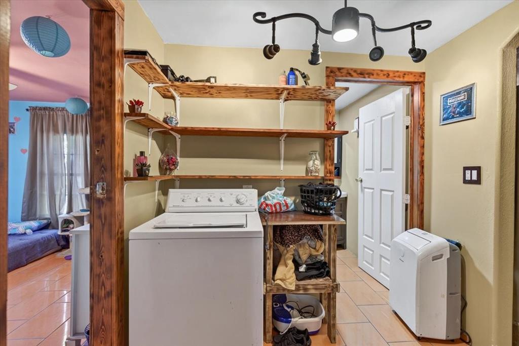 128 Butler Trail, Gun Barrel City, TX 75156