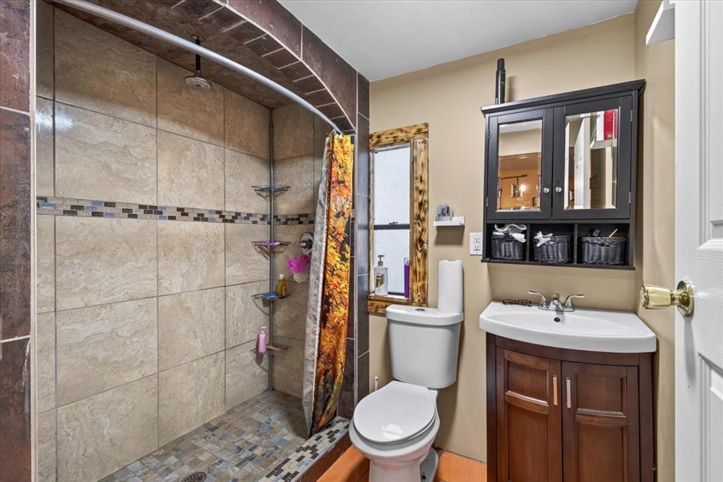 128 Butler Trail, Gun Barrel City, TX 75156