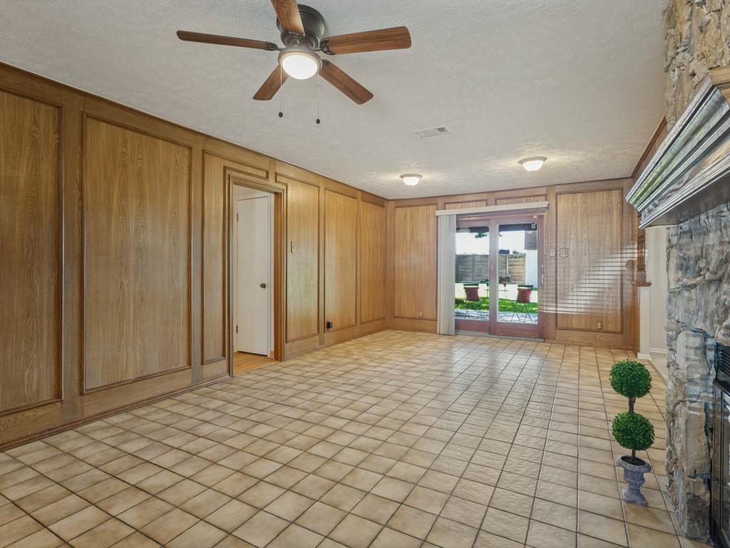 Huge Den with wood burning fireplace Huge Den with wood burning fireplace