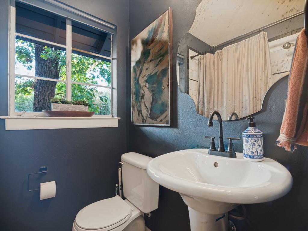 9825 Angora Street, Dallas, TX 75218