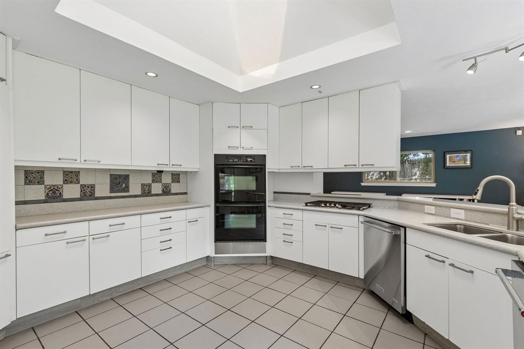 14032 Hillcrest Road, Dallas, TX 75240