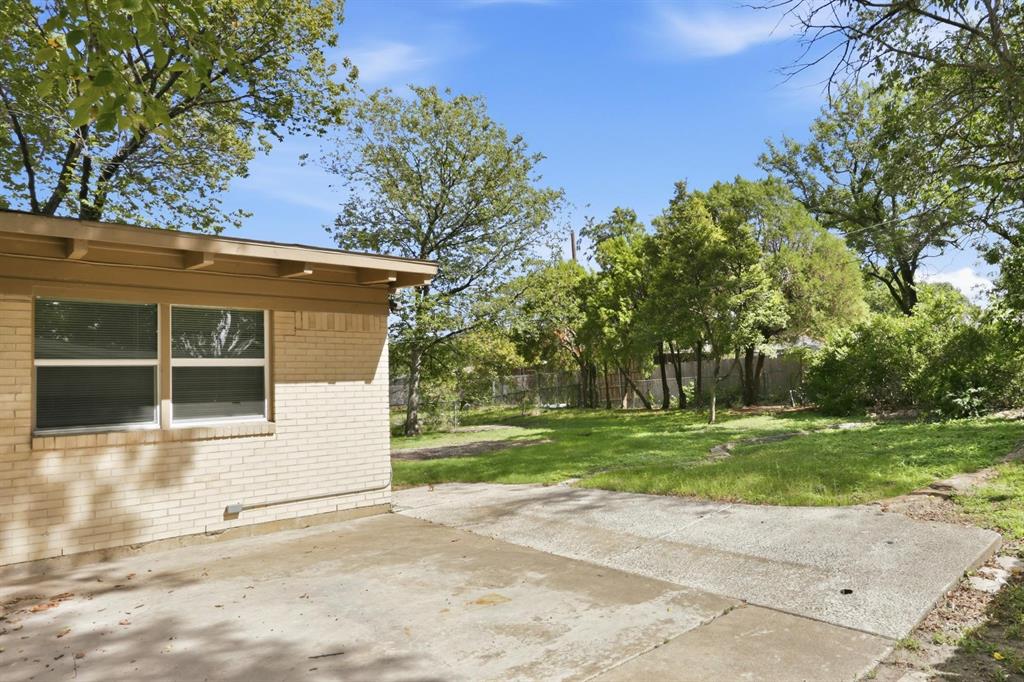 13316 Flagstone Lane, Dallas, TX 75240