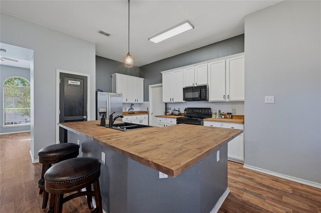 1988 Helmoken Falls Drive, Anna, TX 75409