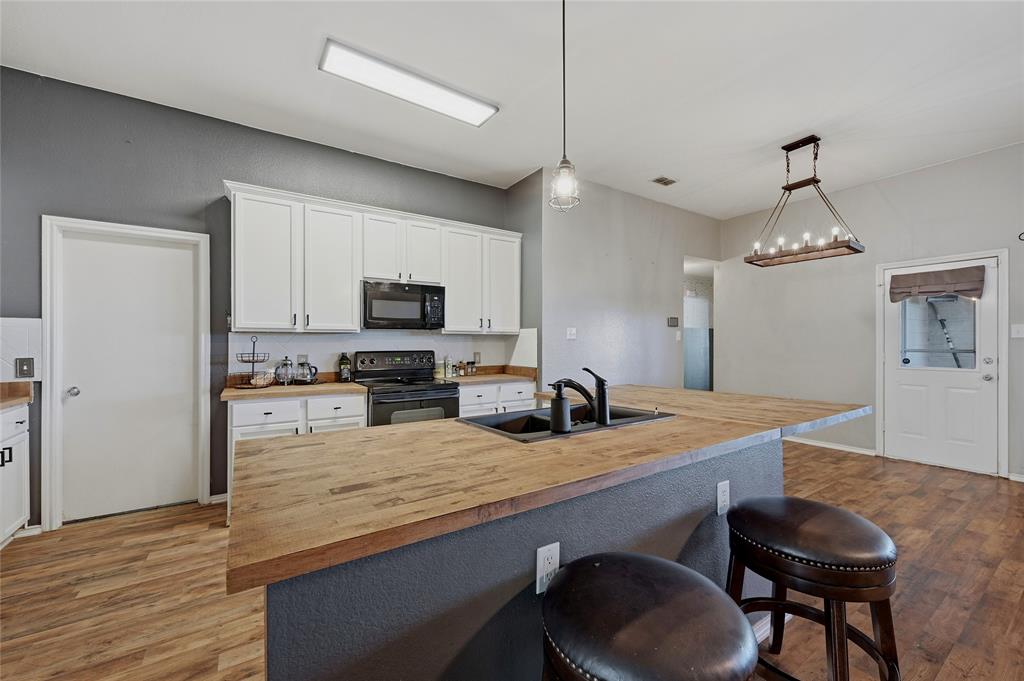 1988 Helmoken Falls Drive, Anna, TX 75409