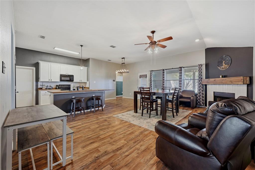 1988 Helmoken Falls Drive, Anna, TX 75409
