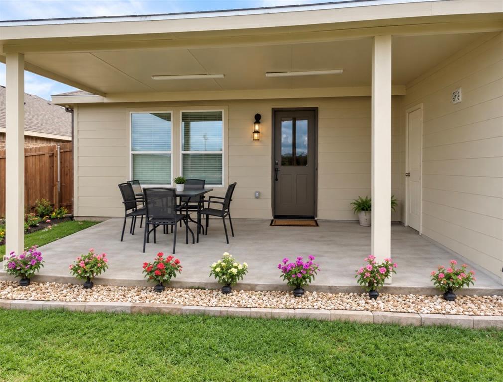 1901 Lotus Street, Royse City, TX 75189 1901 Lotus Street, Royse City, TX 75189