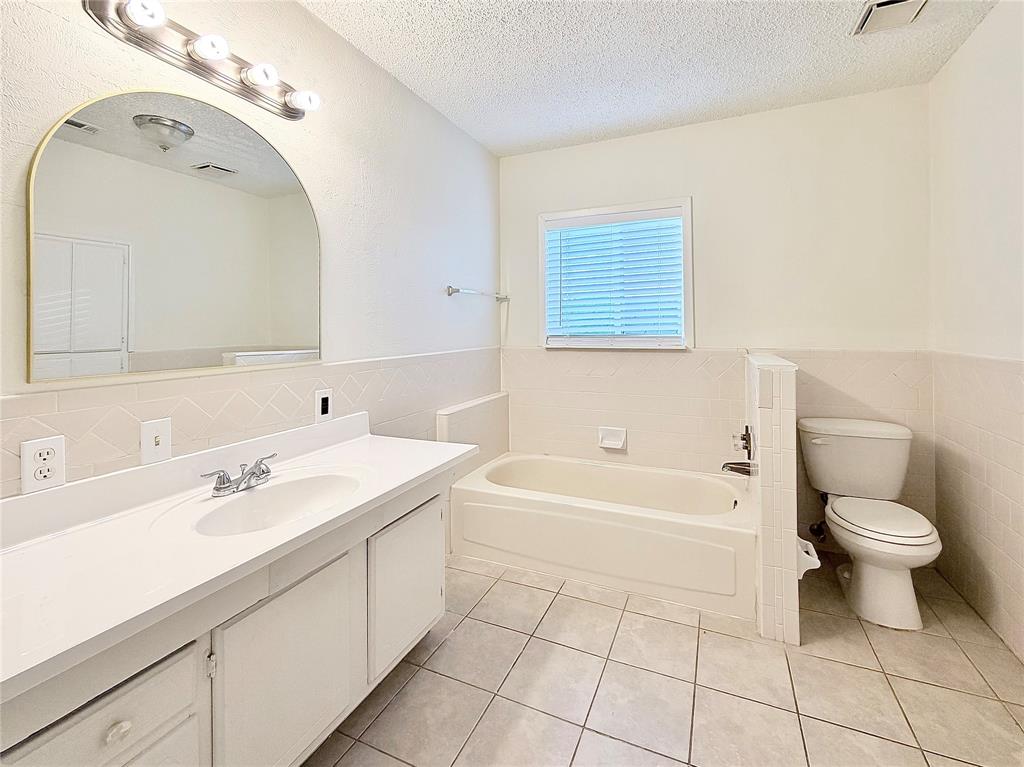 610 Colonial Drive, Garland, TX 75043