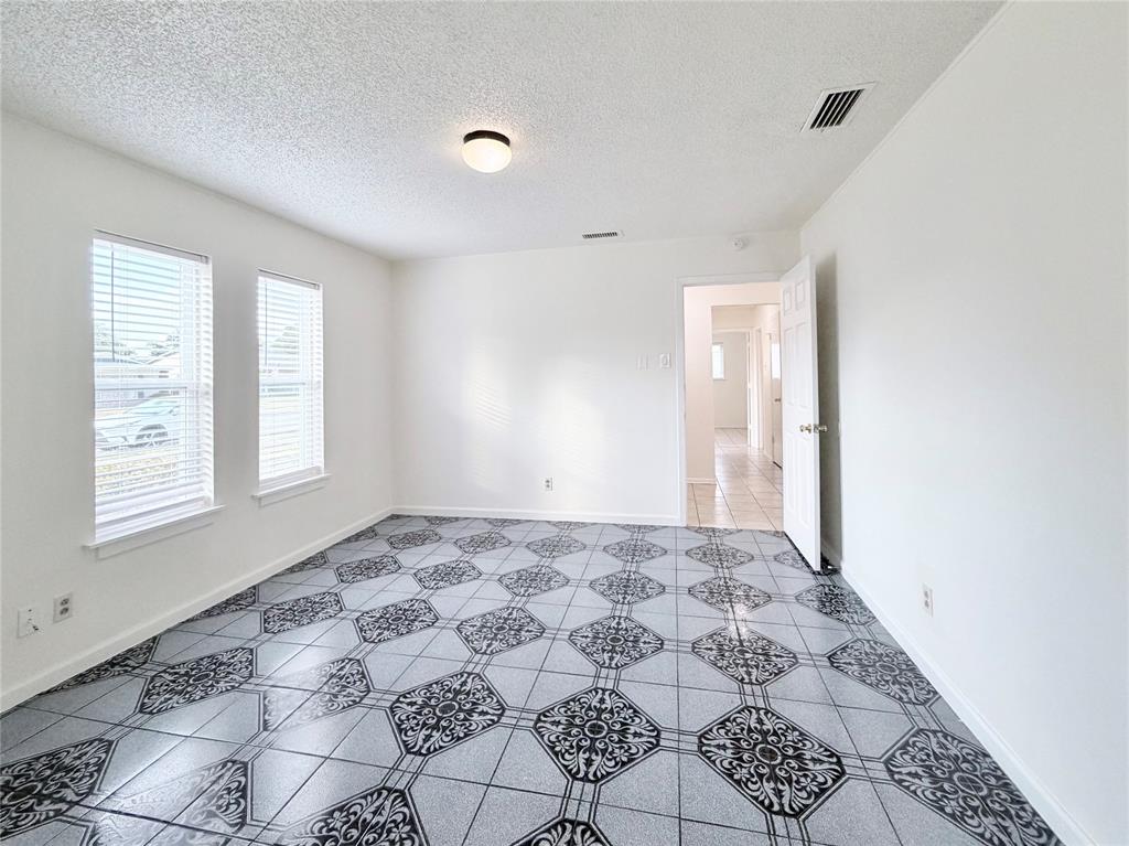 610 Colonial Drive, Garland, TX 75043 610 Colonial Drive, Garland, TX 75043