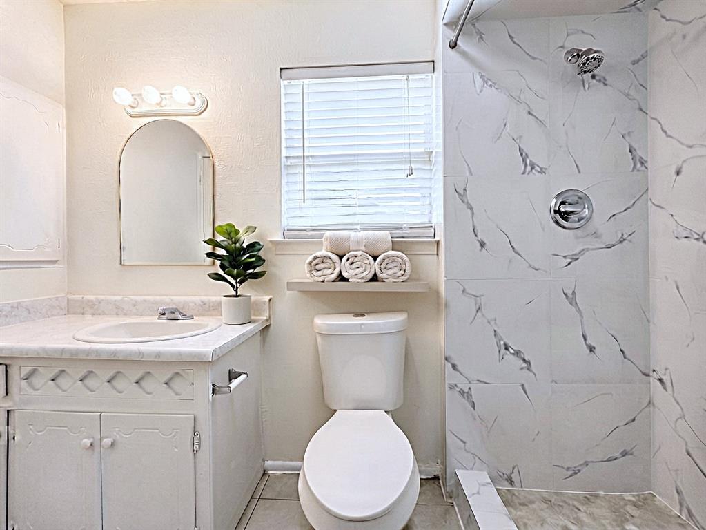 610 Colonial Drive, Garland, TX 75043