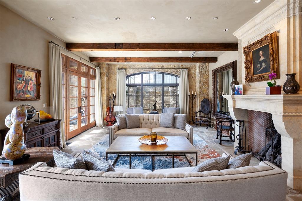 2505 Welborn Street, Dallas, TX 75219