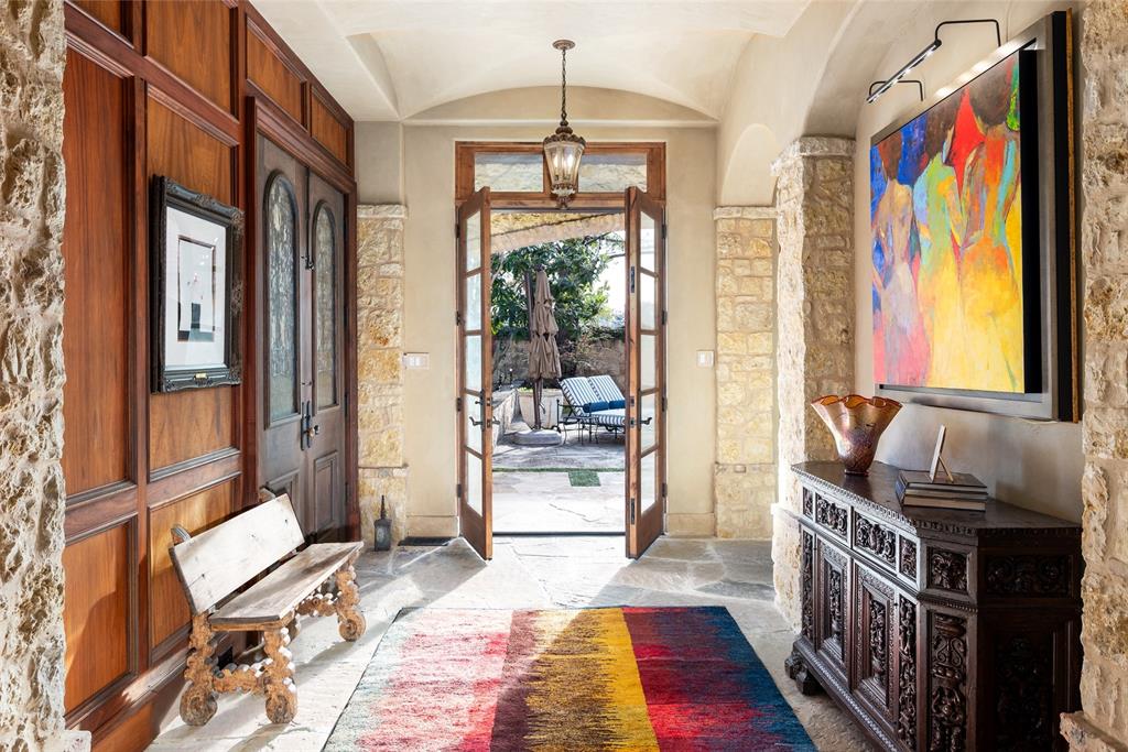 2505 Welborn Street, Dallas, TX 75219